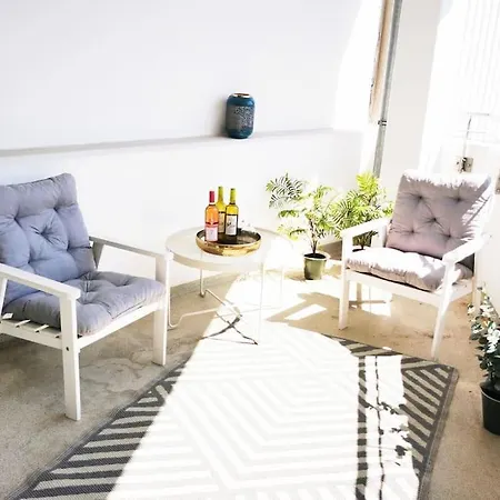 Hh 04 By Rockchair - Superhost Status - Modernes Mit Sonnigem Balkon & Premium Boxspringbetten In Winterhude - Geheimtipp