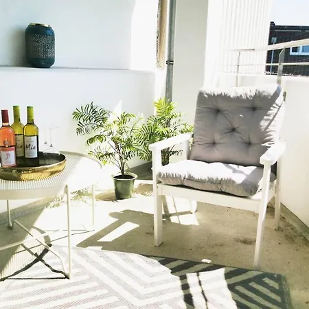 Hh 04 By Rockchair - Superhost Status - Modernes Mit Sonnigem Balkon & Premium Boxspringbetten In Winterhude - Geheimtipp