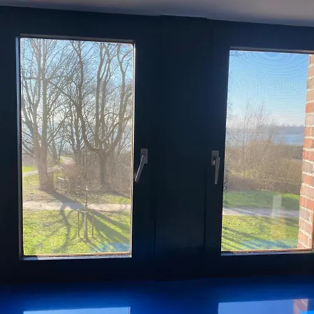 Apartment Urlaub Am Elbstrand - In Blankenese Mit Naturblick