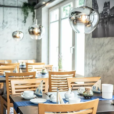 Hanseport Hotel 3*