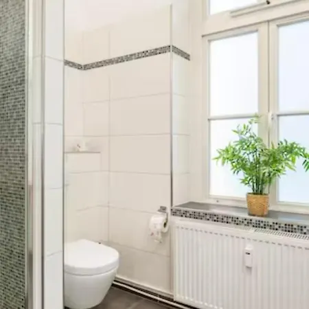 Grosszuegige Altbauwohnung In Bestlage * Hamburg
