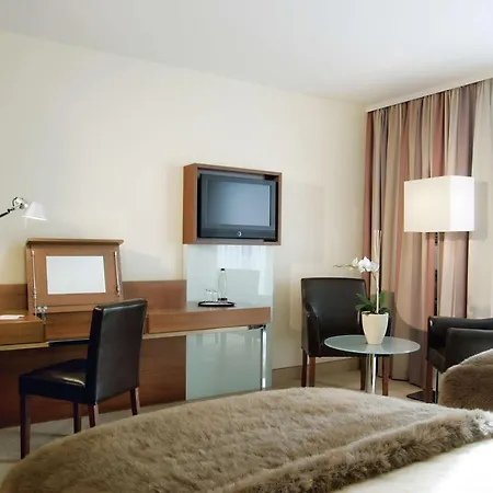Hotel Lindner Am Michel, Part Of Jdv By Hyatt