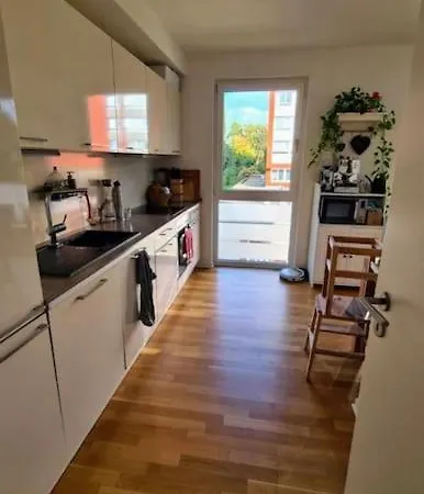 Kinderfreundliche Neubauwohnung Am Hagenbecks Tierpark Mit Balkon Und Spielplatz Apartment *