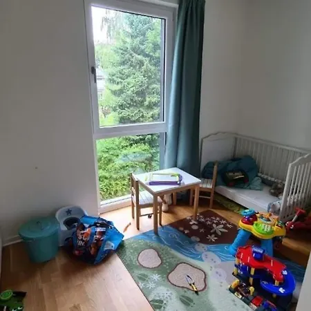 Apartment Kinderfreundliche Neubauwohnung Am Hagenbecks Tierpark Mit Balkon Und Spielplatz Hamburg