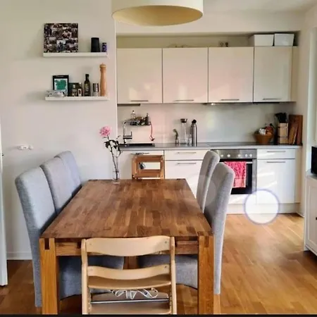 Kinderfreundliche Neubauwohnung Am Hagenbecks Tierpark Mit Balkon Und Spielplatz Apartment Hamburg