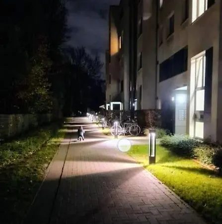 Kinderfreundliche Neubauwohnung Am Hagenbecks Tierpark Mit Balkon Und Spielplatz