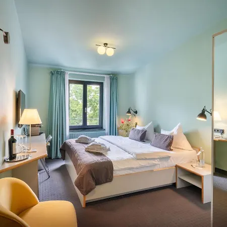 Szálloda Aussen Alster 4*