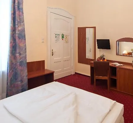 Novum Kronprinz Hauptbahnhof Hotel