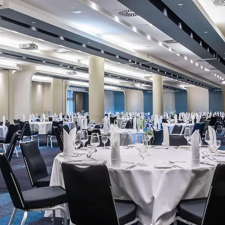 Otel Radisson Blu Hotel, 4*