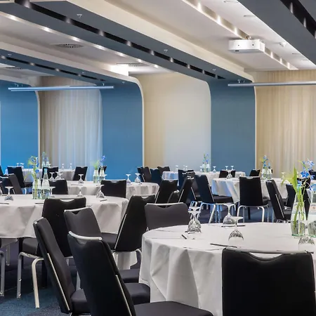 Radisson Blu Hotel, 4* Hamburg