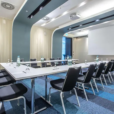 Radisson Blu Hotel, 4* Hamburg