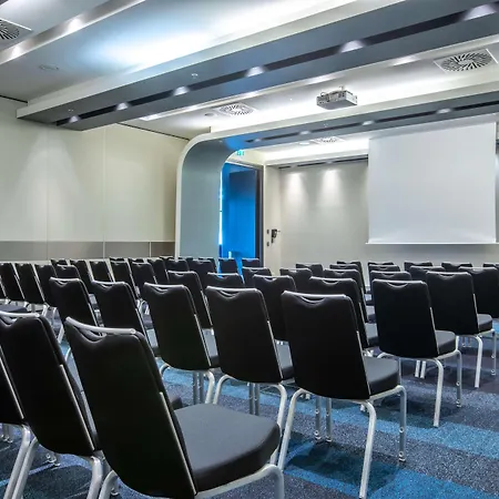 Radisson Blu Hotel, 4*