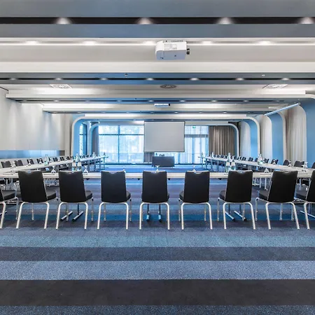 Radisson Blu Hotel, Otel