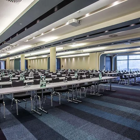 Otel Radisson Blu Hotel, 4*