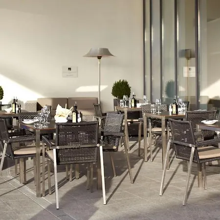 Hotell Radisson Blu Hotel, Airport