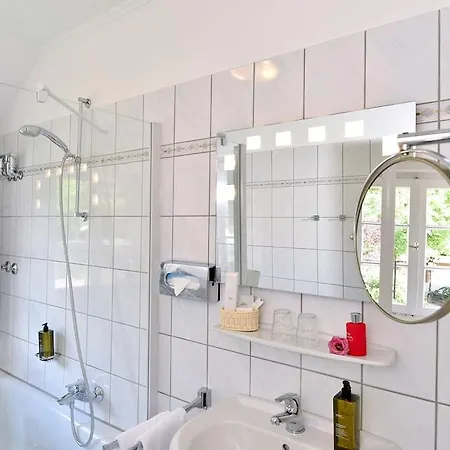 Kleinhuis Hotel Mellingburger Schleuse Hotel 4*