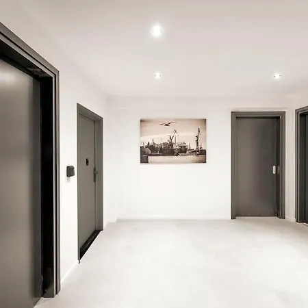 Hh 03 By Rockchair - Superhost Status - Modernes Mit Sonnigem Balkon & Premium Boxspringbetten In Winterhude - Geheimtipp *