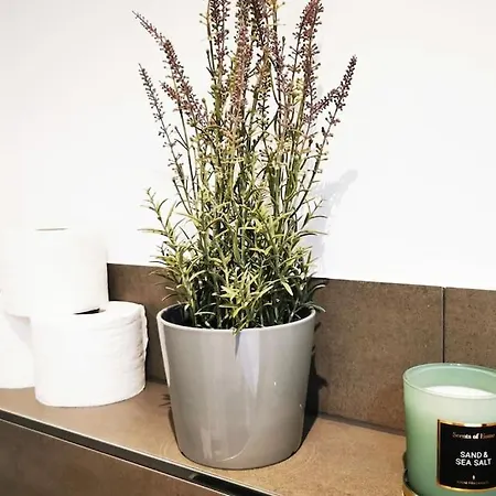 Apartment Hh 03 By Rockchair - Superhost Status - Modernes Mit Sonnigem Balkon & Premium Boxspringbetten In Winterhude - Geheimtipp Hamburg