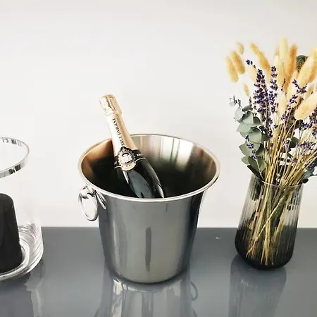 Apartment Hh 03 By Rockchair - Superhost Status - Modernes Mit Sonnigem Balkon & Premium Boxspringbetten In Winterhude - Geheimtipp Hamburg