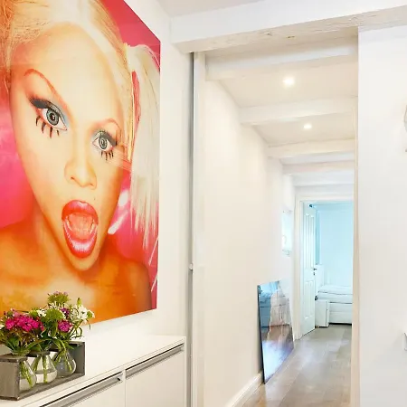 Apartment White *
