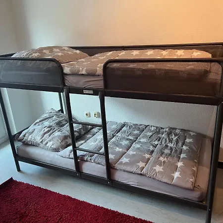 Downtown Hostel *