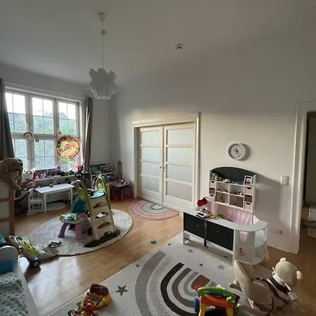 Apartment An Der Alster /altbau/ 105m2 Hamburg