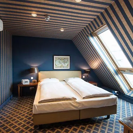 Stella Maris Hotel 3*