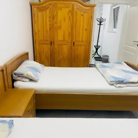 Apartment Fully Equipped 3 5 Bed Hamburg
