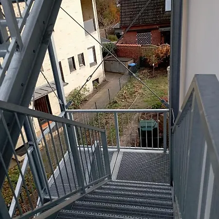 Peaceful Apartment- 3 Zi- Loggia & Garden In Blankenese-