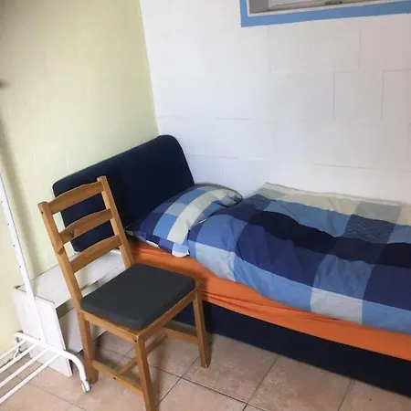 Apartment Volksdorf 2 Zimmer, 3 Betten, Souterrain