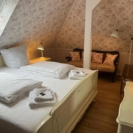 Studio-apartment 29 Beim Saseler Markt Frisch Renoviert Apartment *