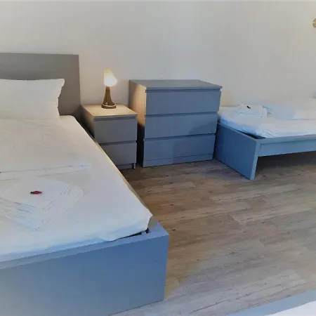 Mehrbett-apartment 1 Citynah, Einfache Ausstattung Apartment