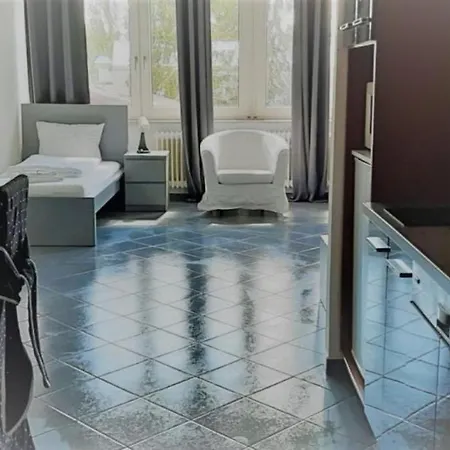 Mehrbett-apartment 3 Citynah, Einfache Ausstattung Apartment *