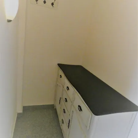 Mehrbett-apartment 5 Citynah, Einfache Ausstattung