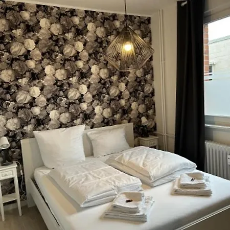 Rose 42 Citynah, Gehobene Ausstattung Hamburg