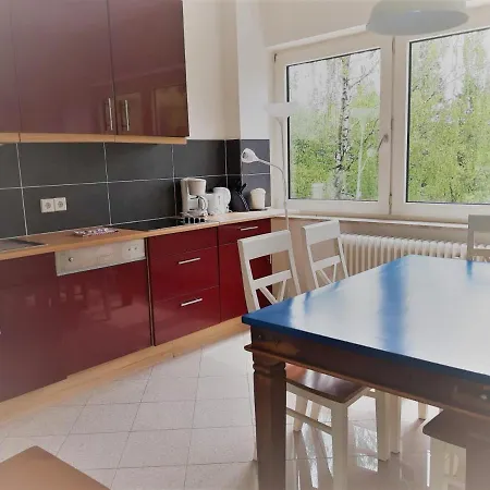 Mehrbett-apartment 4 Citynah, Einfache Ausstattung Apartment *