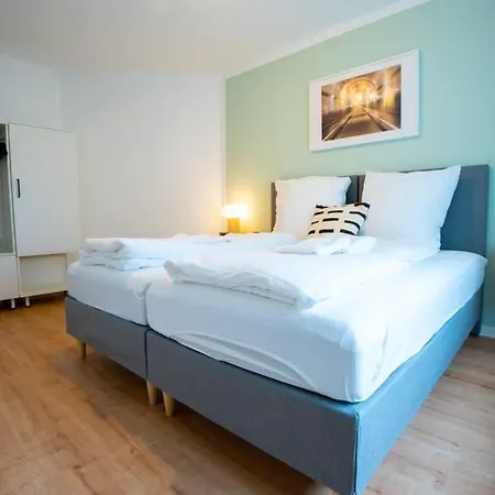 Apartment For 7 Hamburg