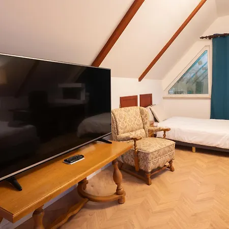 Apartment Ad Gaestezimmer Sinstorf