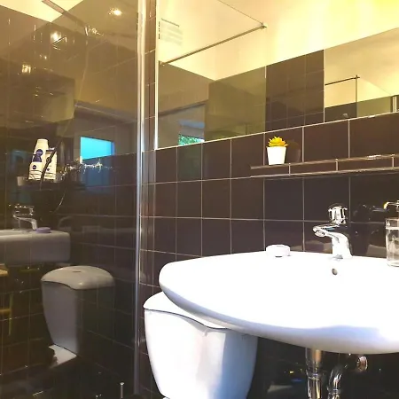 Cosy With Private Parking Apartment Hamburg