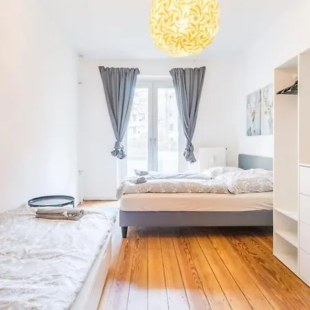 Apartment Cosy 2-room In Urban Location *