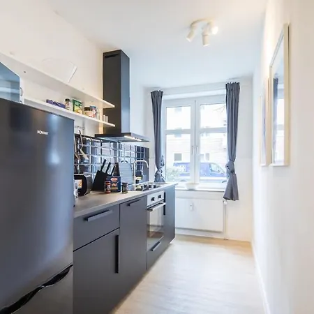 Apartment Schickes Zwei Kostenl Parkm Auf Der Strasse Hamburg