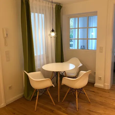 Eine Kleine Gemuetliche Apartment