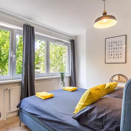3 Bedroom In Great Location Apartment Hamburg
