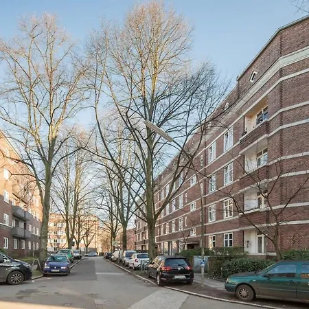 Cosy 2-room In Urban Location Hamburg
