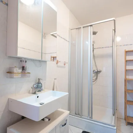 Ad Tonndorf Apartment