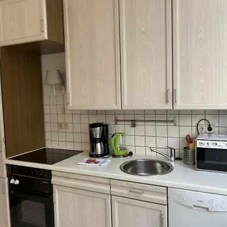 1 Zimmer-apartment 21 Saseler Markt Erdgeschoss *