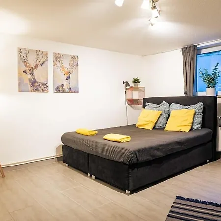 Altona - Three Bedrooms For Up To 10 Apartment *