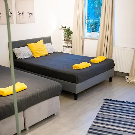 Apartment Altona - Three Bedrooms For Up To 10