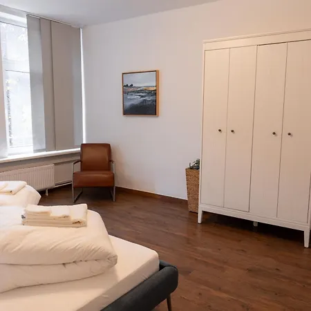Apartment Zentral Gelegenes Premium-apartment Mit Viel Tageslicht