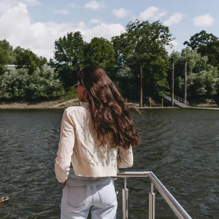 Botel Undine - Wunderschoenes Tiny Hausboot *